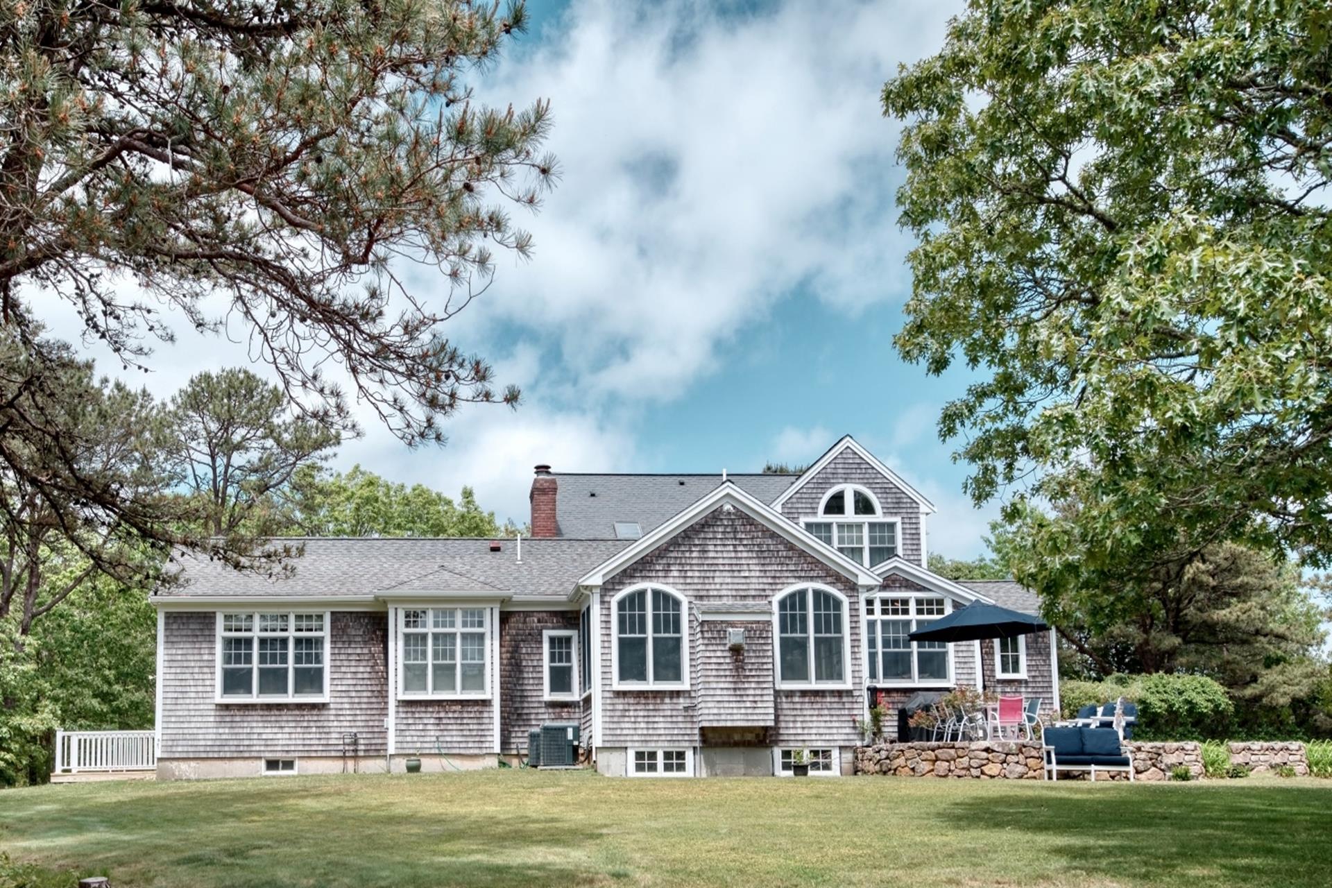 21 Iron Hill Road Edgartown Vacation Properties