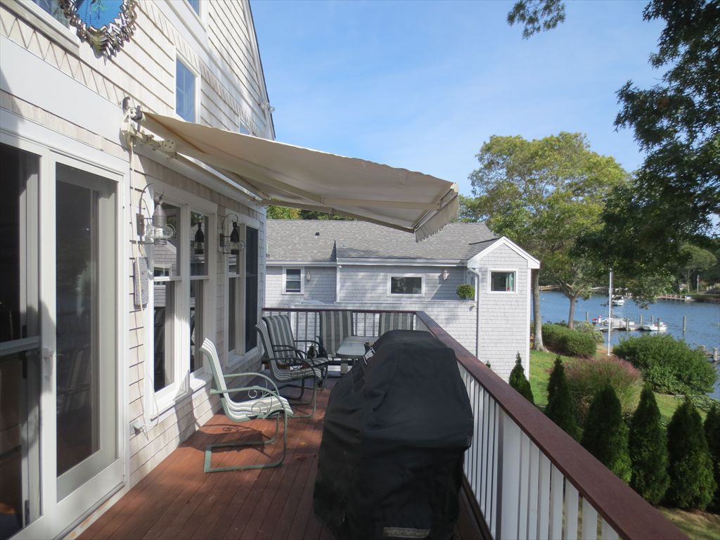 38 Edgewater Drive East, East Falmouth, MA Directions, maps, photos