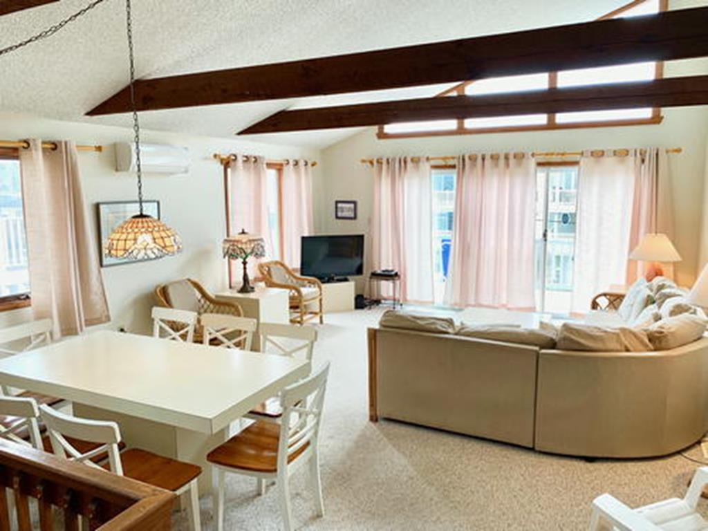 37 74th Street, Sea Isle City (Beach Block)