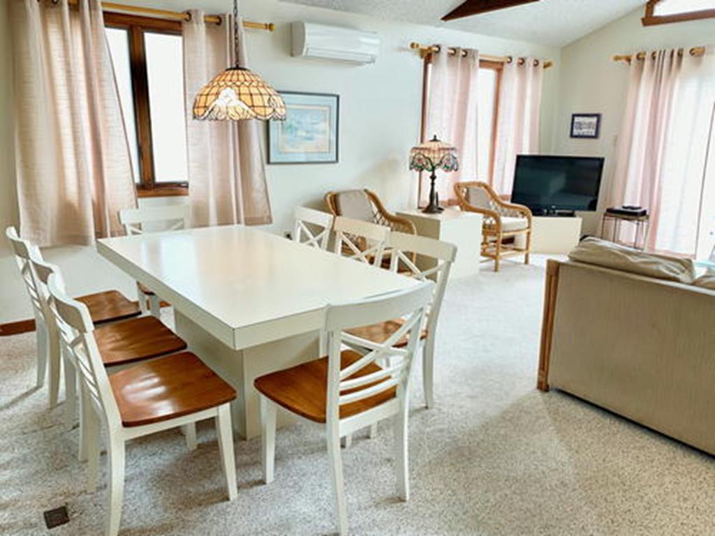 37 74th Street, Sea Isle City (Beach Block)