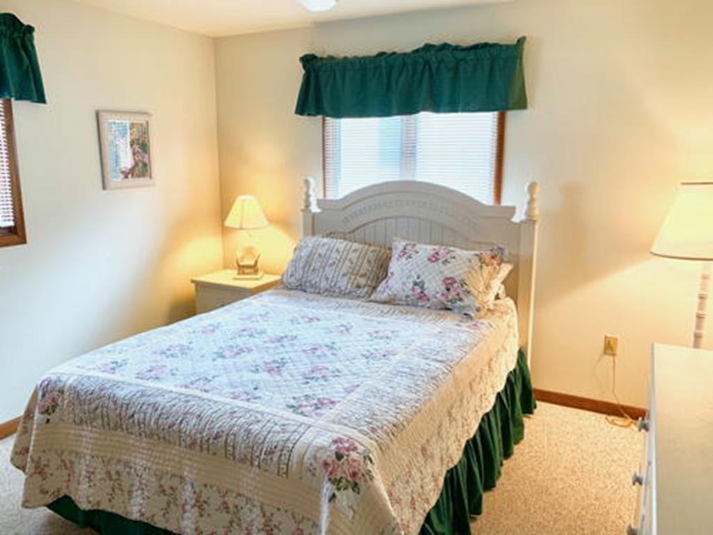 37 74th Street, Sea Isle City (Beach Block)