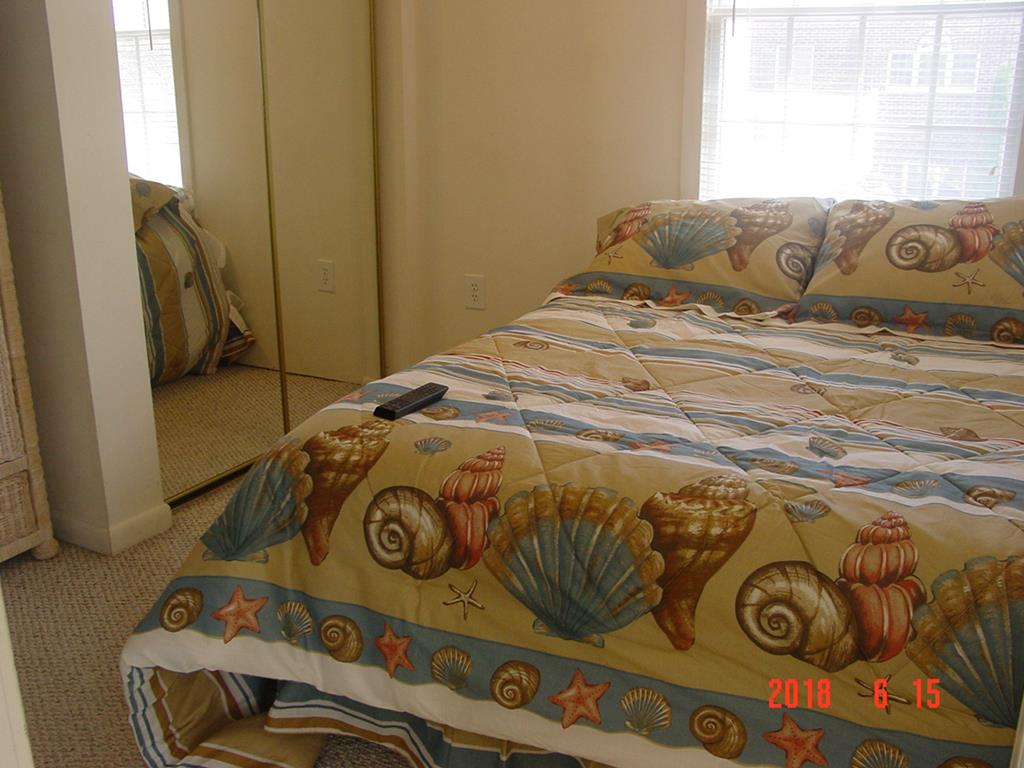 7904 Central Avenue West, Sea Isle City (Center)