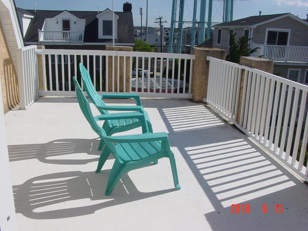 7904 Central Avenue West, Sea Isle City (Center)