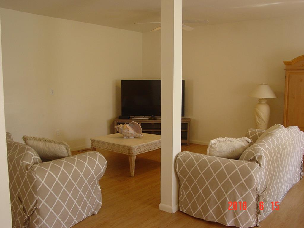 7904 Central Avenue West, Sea Isle City (Center)