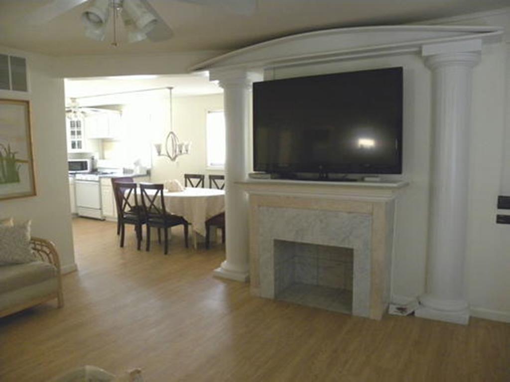 7908 Central Avenue, Sea Isle City (Center)