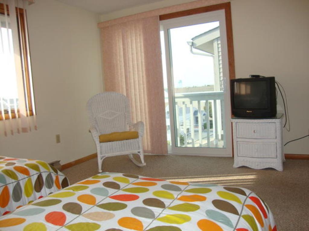 9205 Pleasure Avenue., Sea Isle City (Beach Front)