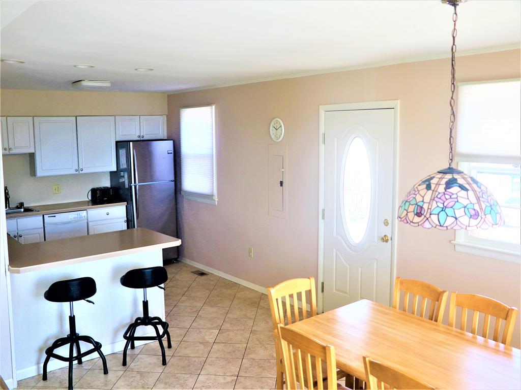 9300 Pleasure Avenue, Sea Isle City (Beach Front)