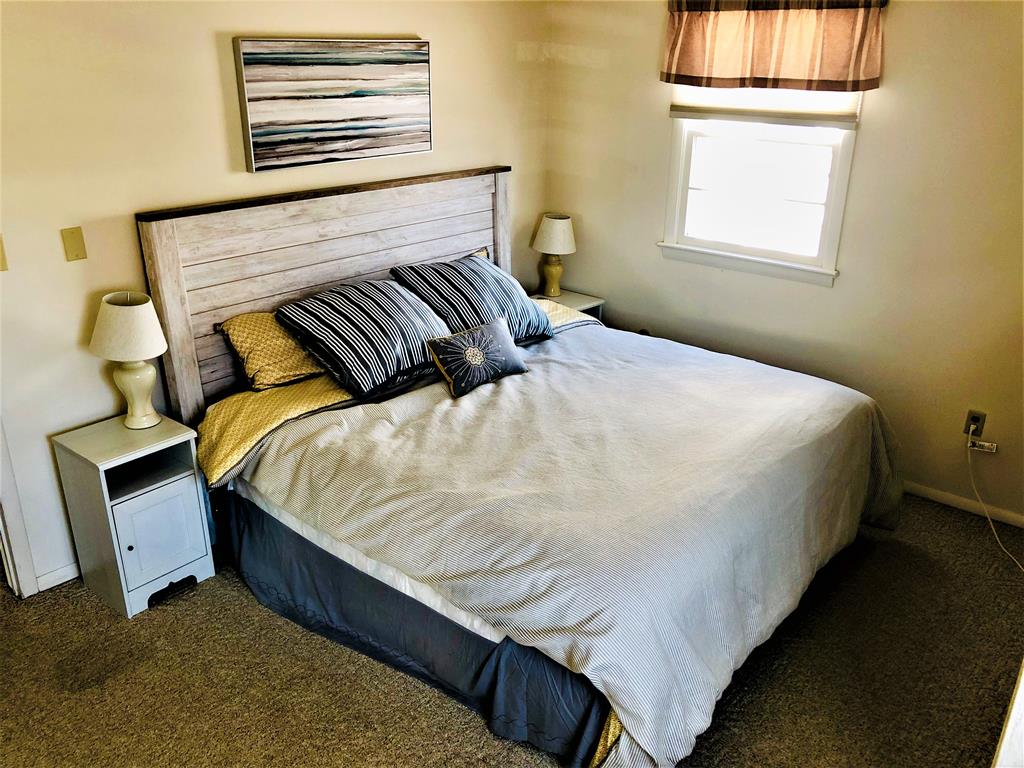 9300 Pleasure Avenue, Sea Isle City (Beach Front)