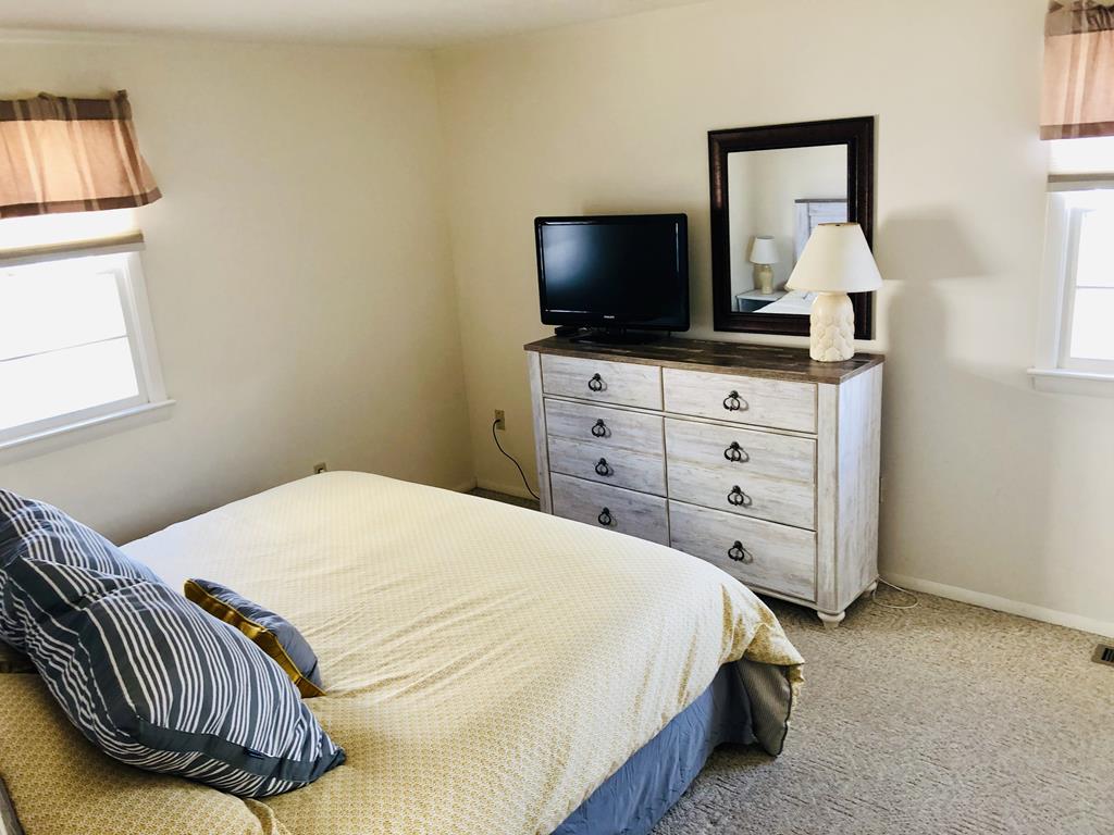 9300 Pleasure Avenue, Sea Isle City (Beach Front)