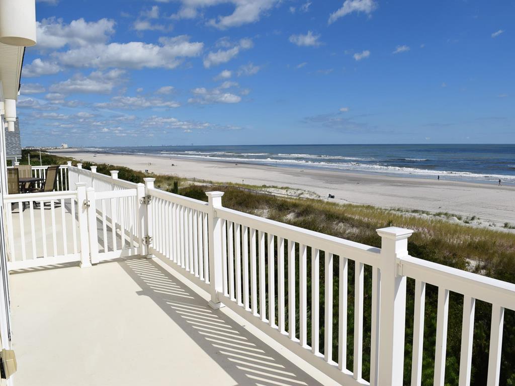 7415 Pleasure Avenue., Sea Isle City (Beach Front)