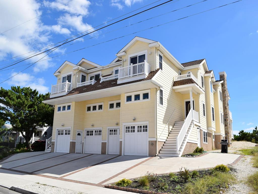 7415 Pleasure Avenue., Sea Isle City (Beach Front)