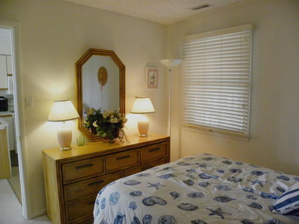 147 42nd Street, Sea Isle City (Center)