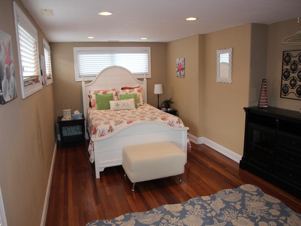 6705 Pleasure Avenue, Sea Isle City (Beach Front)