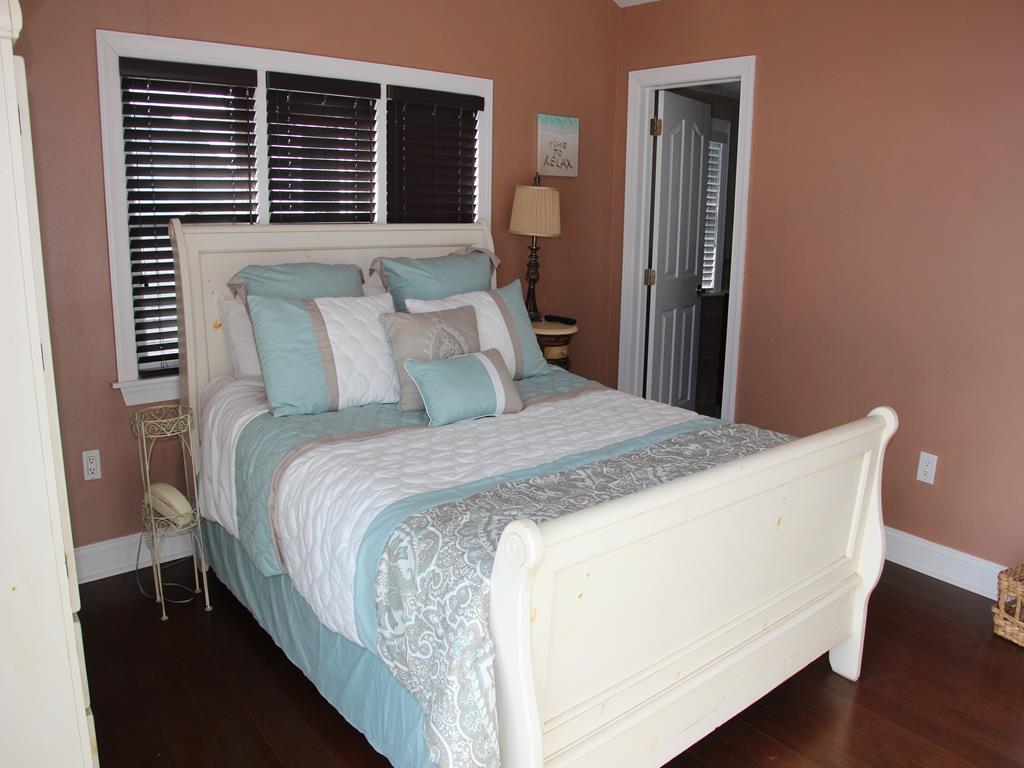 6705 Pleasure Avenue, Sea Isle City (Beach Front)