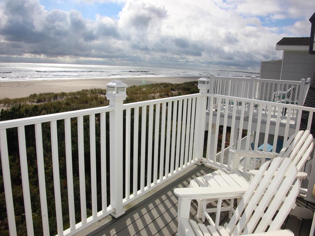 6705 Pleasure Avenue, Sea Isle City (Beach Front)