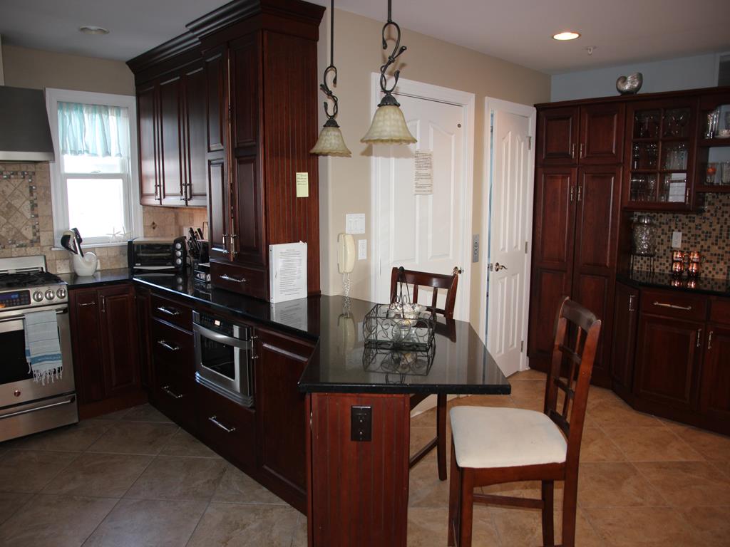 6705 Pleasure Avenue, Sea Isle City (Beach Front)