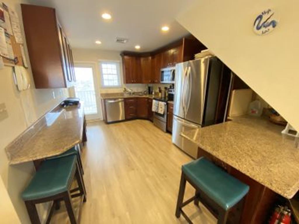 6801 Pleasure Avenue, Sea Isle City (Beach Front)