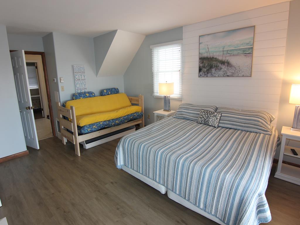 6801 Pleasure Avenue, Sea Isle City (Beach Front)