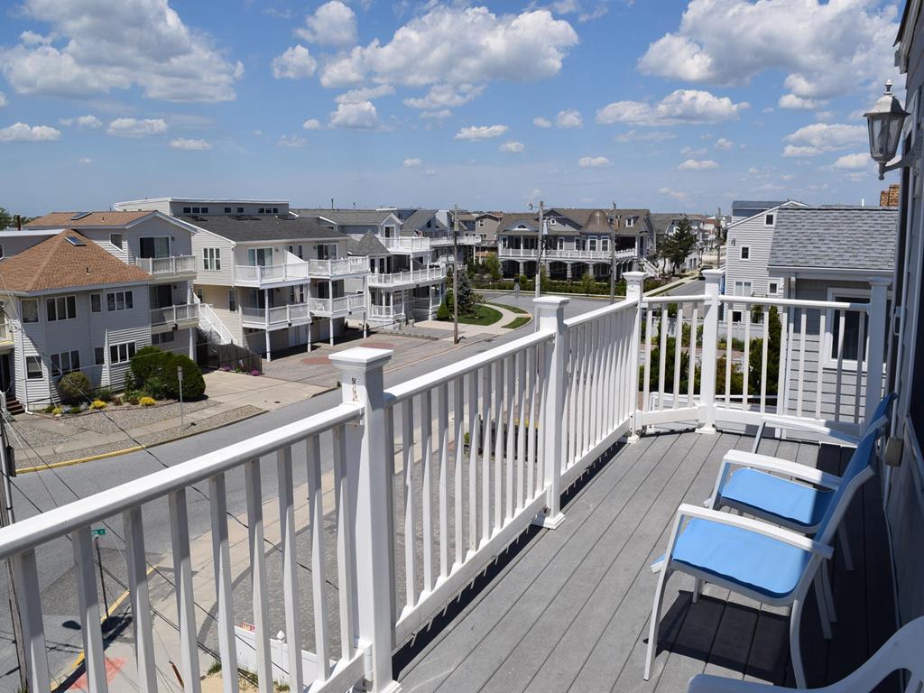 6801 Pleasure Avenue, Sea Isle City (Beach Front)