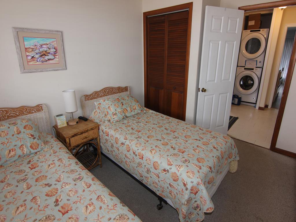 6801 Pleasure Avenue, Sea Isle City (Beach Front)