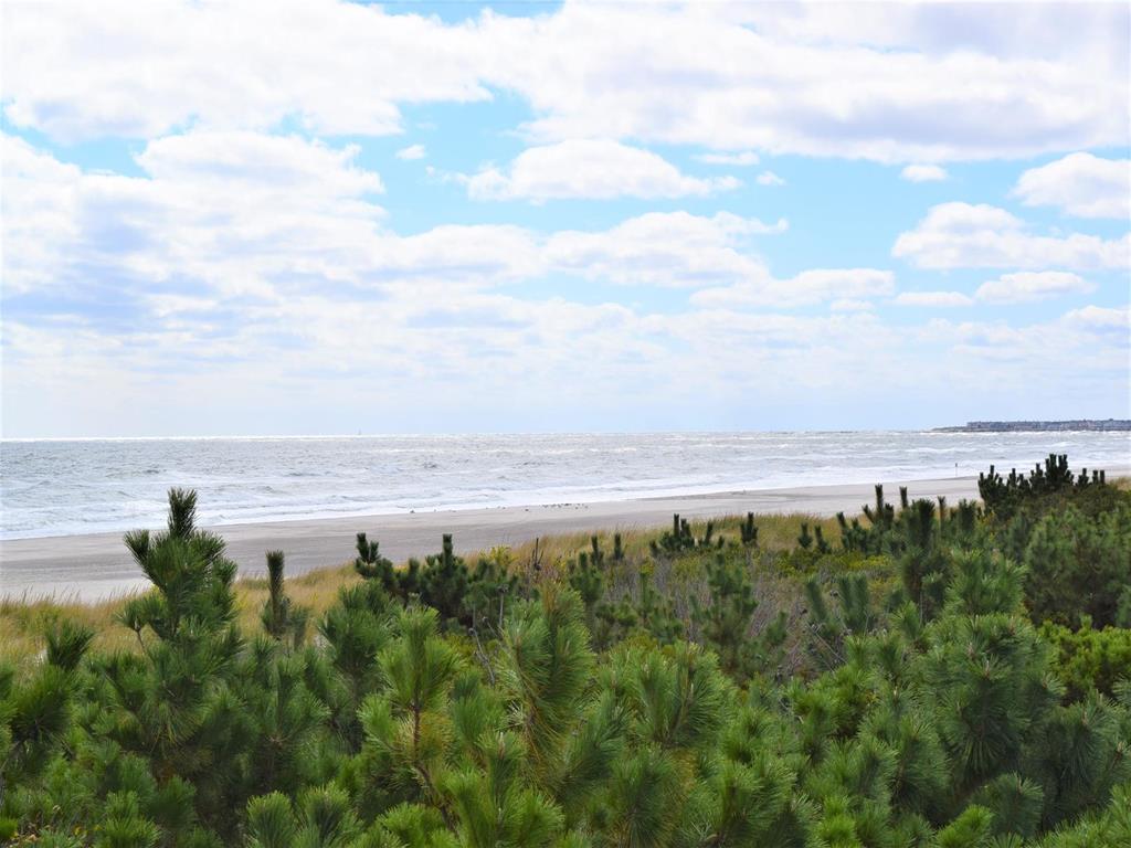 6603 Pleasure Avenue, Sea Isle City (Beach Front)