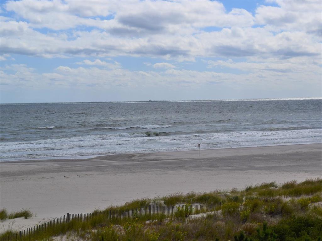 6603 Pleasure Avenue, Sea Isle City (Beach Front)