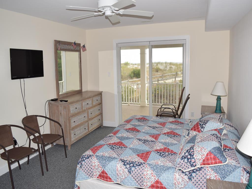 6603 Pleasure Avenue, Sea Isle City (Beach Front)
