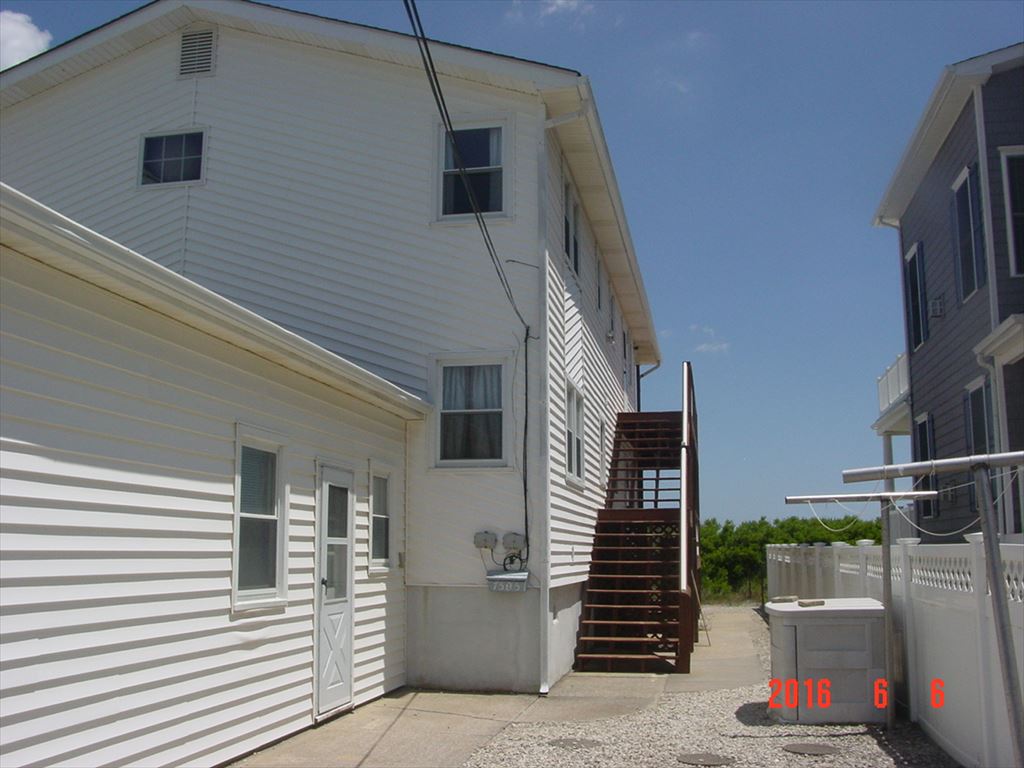 7505 Pleasure Avenue, Sea Isle City (Beach Front)