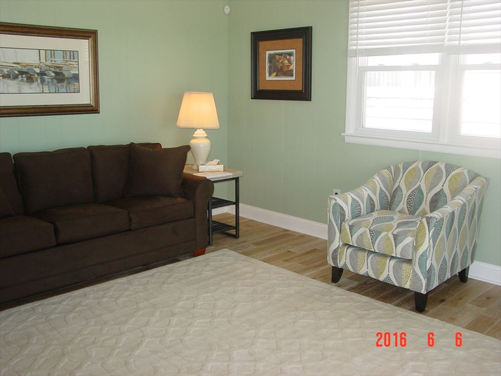7505 Pleasure Avenue, Sea Isle City (Beach Front)