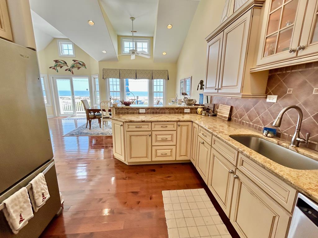 10 56th Street, Sea Isle City (Beach Front)