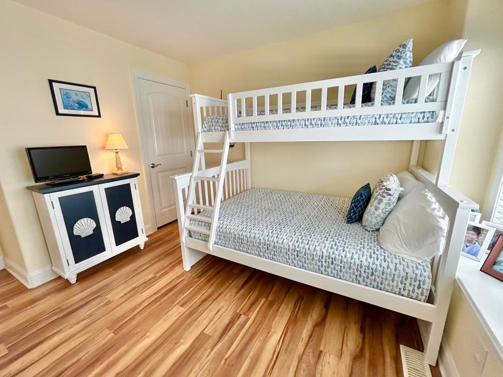 10 56th Street, Sea Isle City (Beach Front)