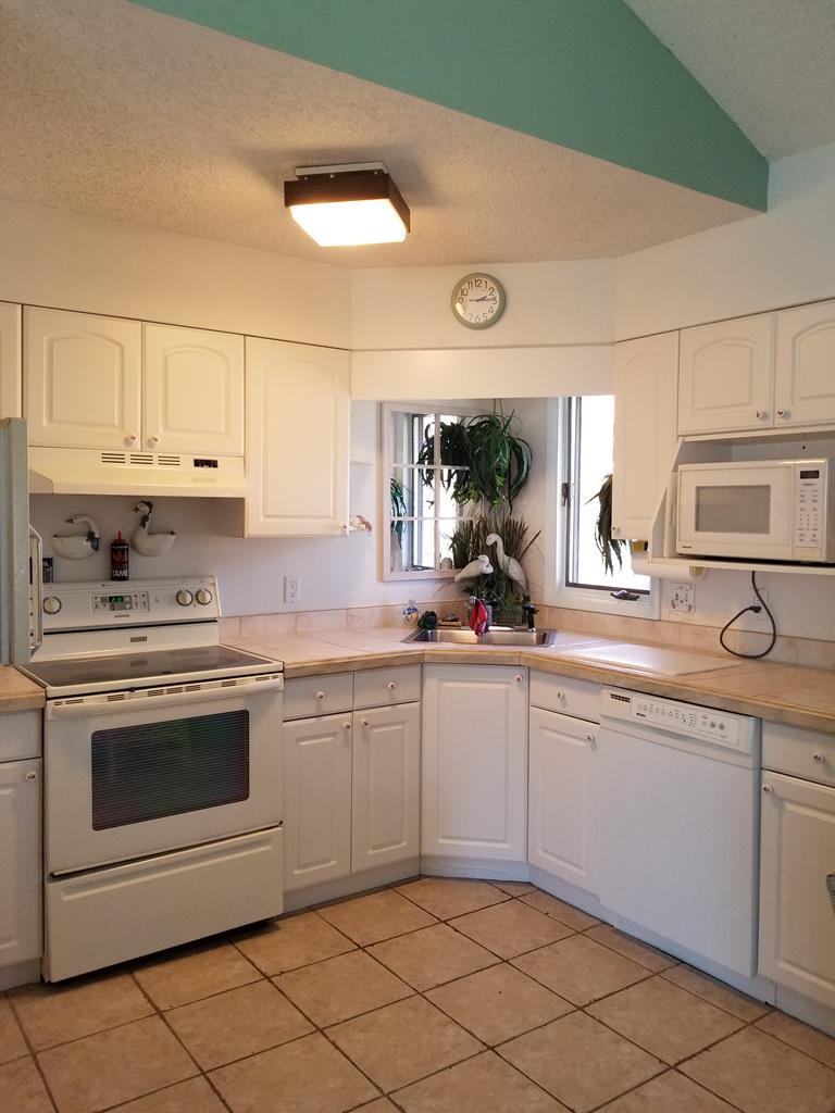 8612 Pleasure Avenue., Sea Isle City (Beach Block)