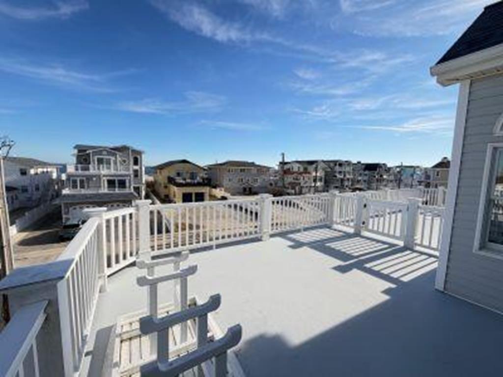 7508 Pleasure Avenue, Sea Isle City (Beach Block)