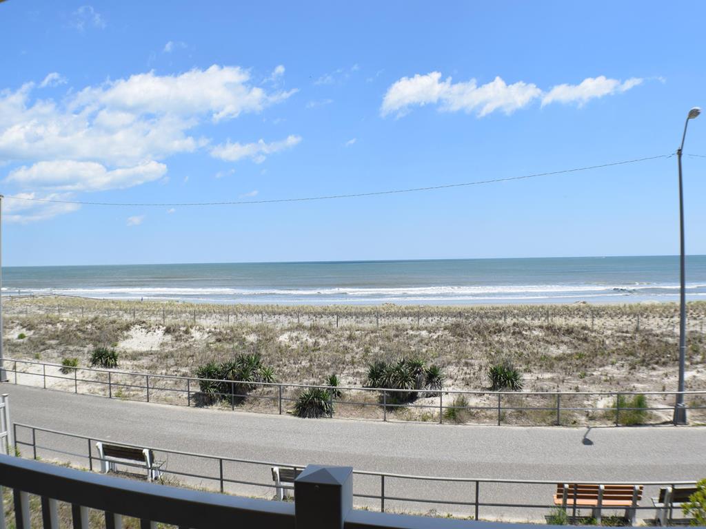 4400 Beach, Sea Isle City (Beach Front)