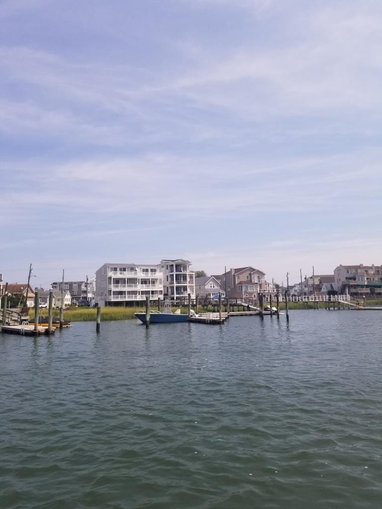 8403 Sounds Avenue, Sea Isle City (Bay Front)