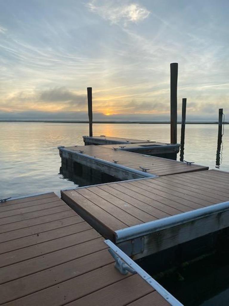 8403 Sounds Avenue, Sea Isle City (Bay Front)