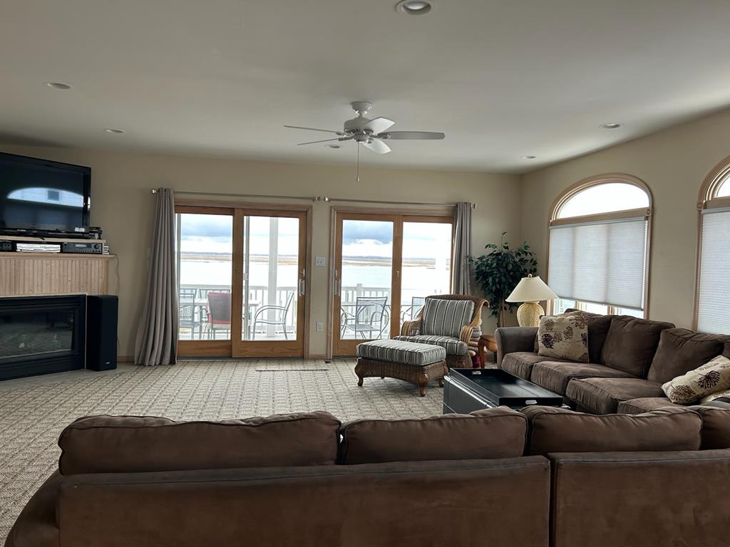 8403 Sounds Avenue, Sea Isle City (Bay Front)