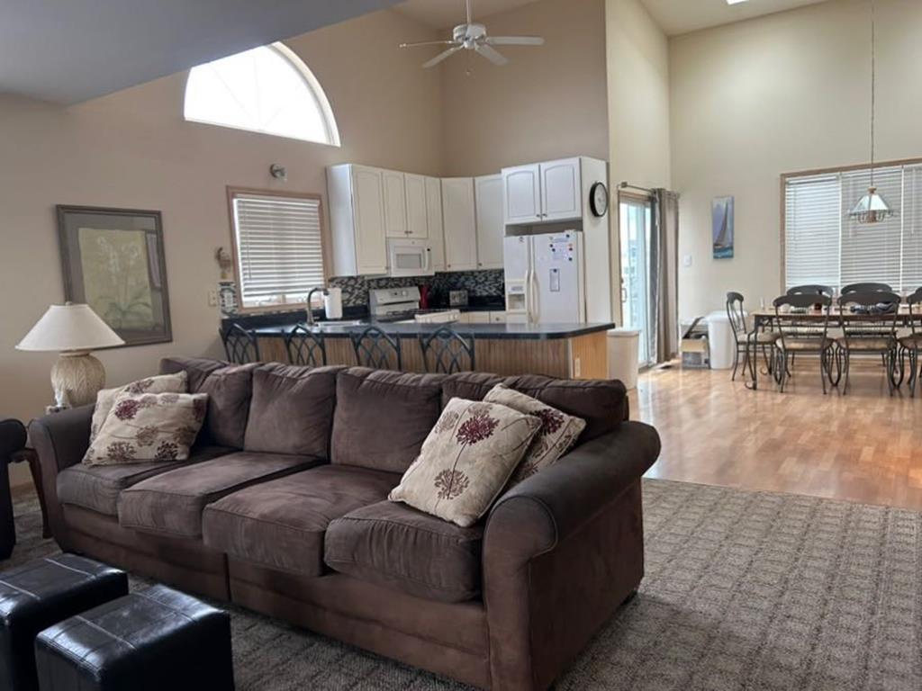 8403 Sounds Avenue, Sea Isle City (Bay Front)