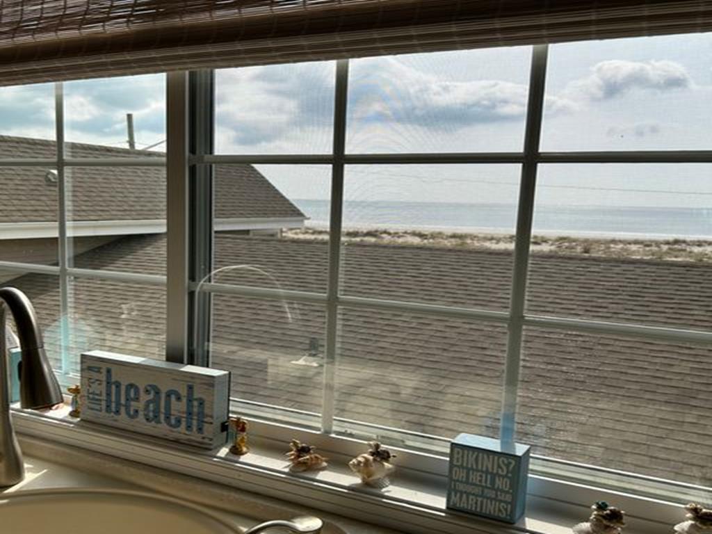 11 55th Street, Sea Isle City (Beach Block)