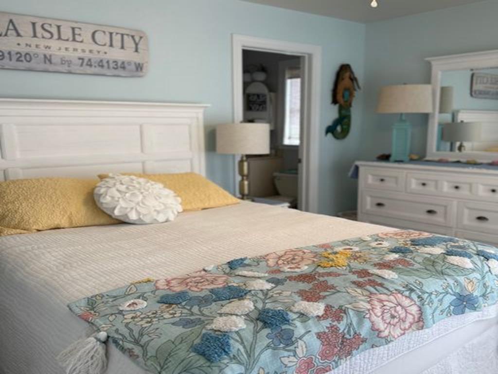 11 55th Street, Sea Isle City (Beach Block)