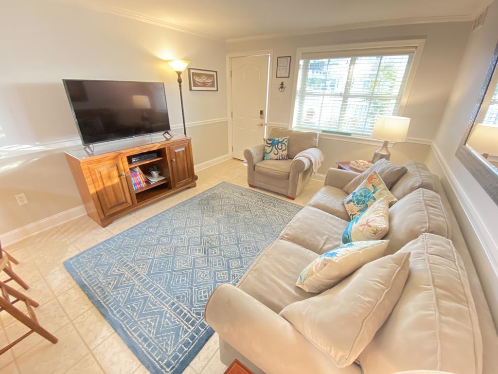 Broadway Beach Getaway Unit 2 | Photo 4