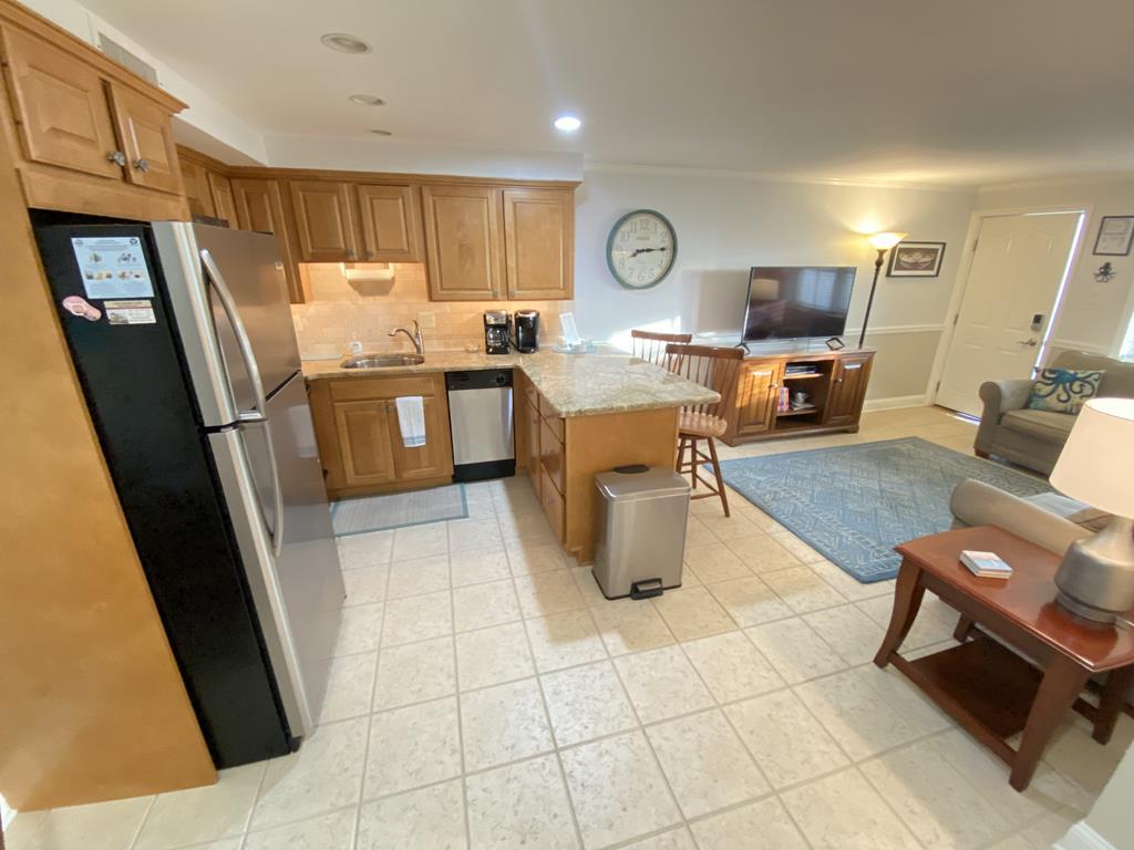 Broadway Beach Getaway Unit 2 | Photo 5