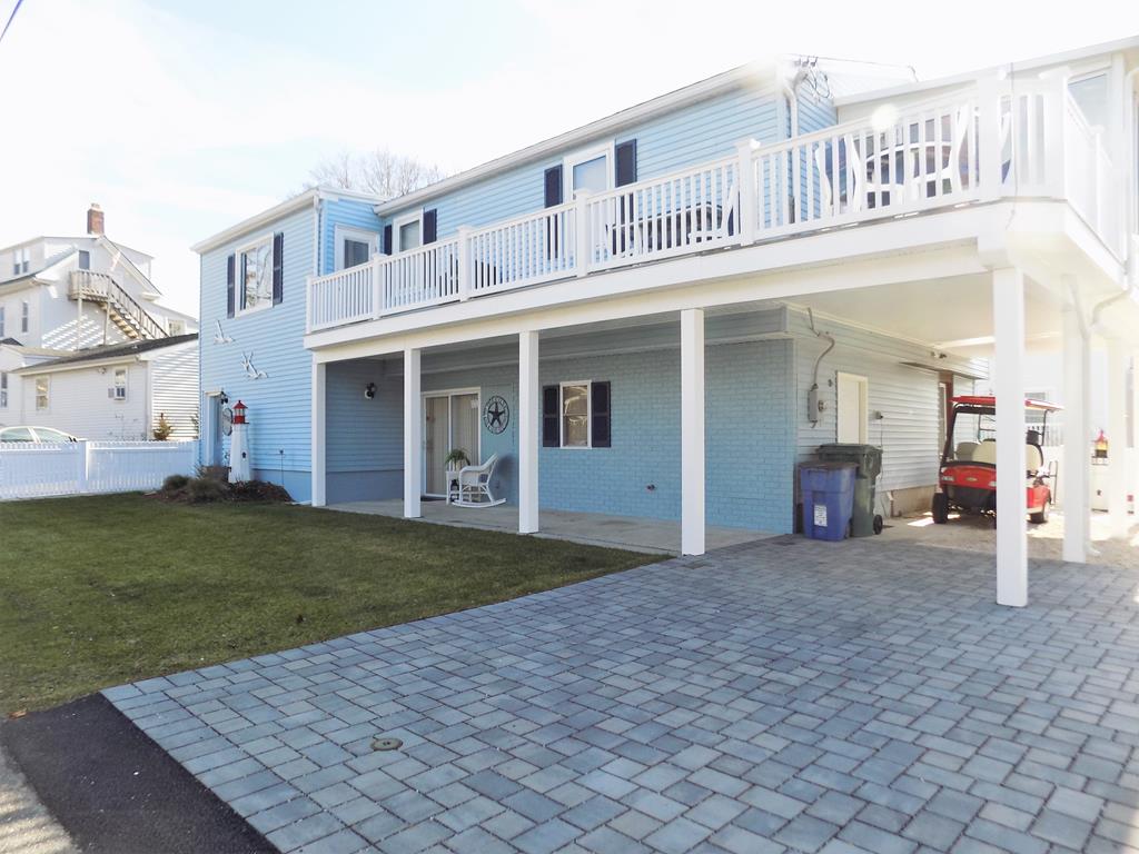 Goldbeaten Place 1st Floor | Photo 2