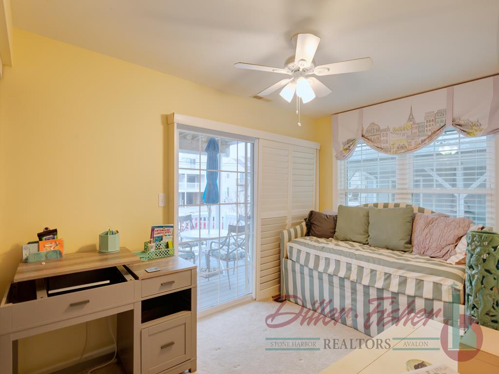 6537 Ocean Drive, Avalon (Center)