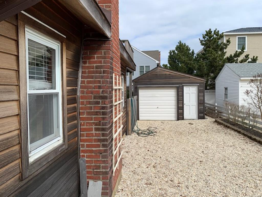 23 E Herbert Avenue, Peahala Park (Ocean Side)