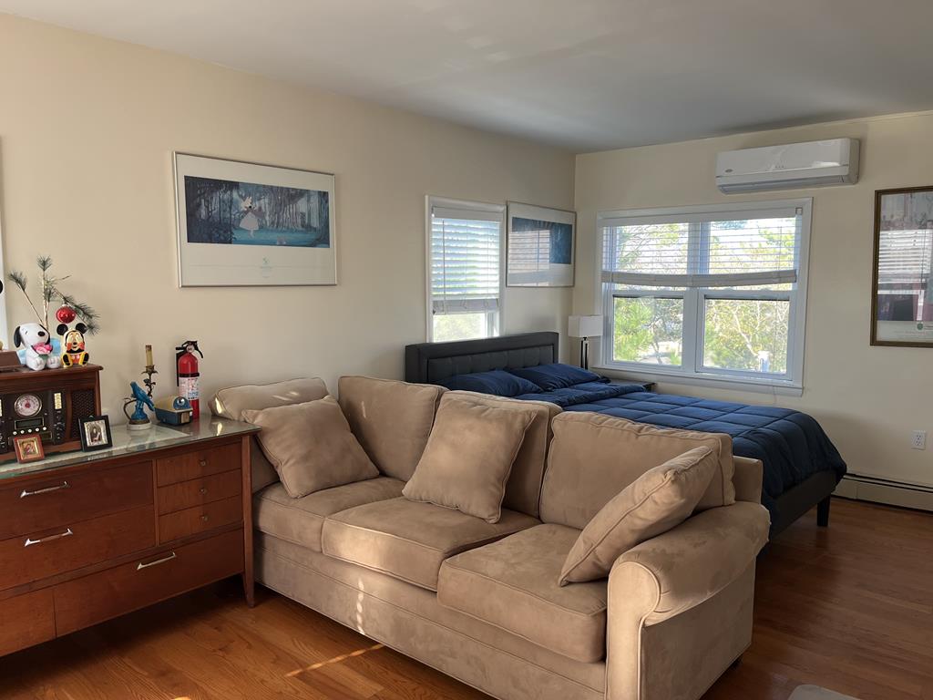 23 E Herbert Avenue, Peahala Park (Ocean Side)
