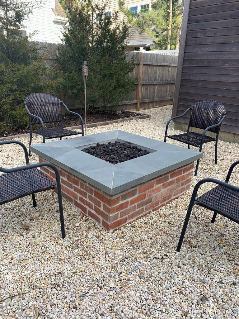 23 E Herbert Avenue, Peahala Park (Ocean Side)