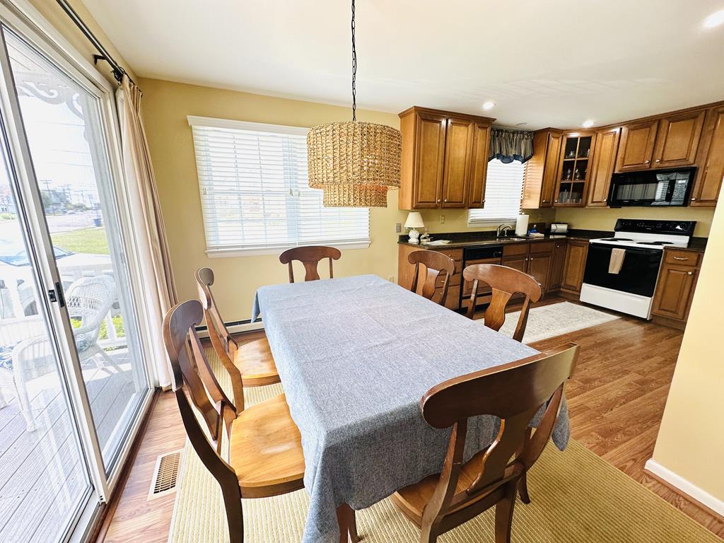 First Floor 196 Broadway | Photo 9