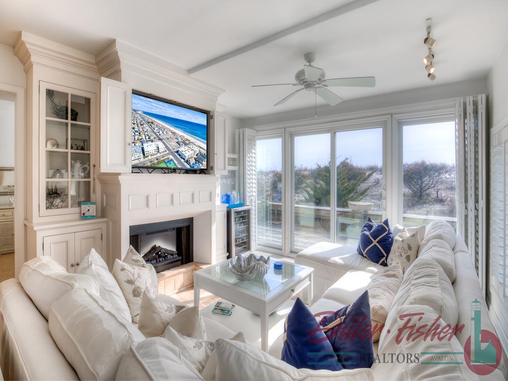 9600 First Avenue, Stone Harbor (Beach Front) - Picture 3