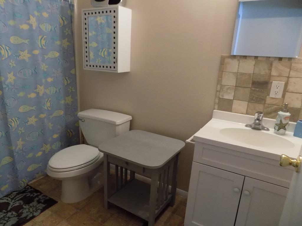 1341 Virginia Avenue Village Green, 4 bedroom! | Photo 18